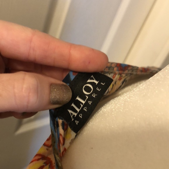 Gorgeous ALLOY light and breezy dress - Picture 4 of 5